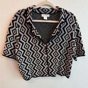 House of Harlow 1960 Black Cream Geometric Shortsleeve Knit Button Down Shirt